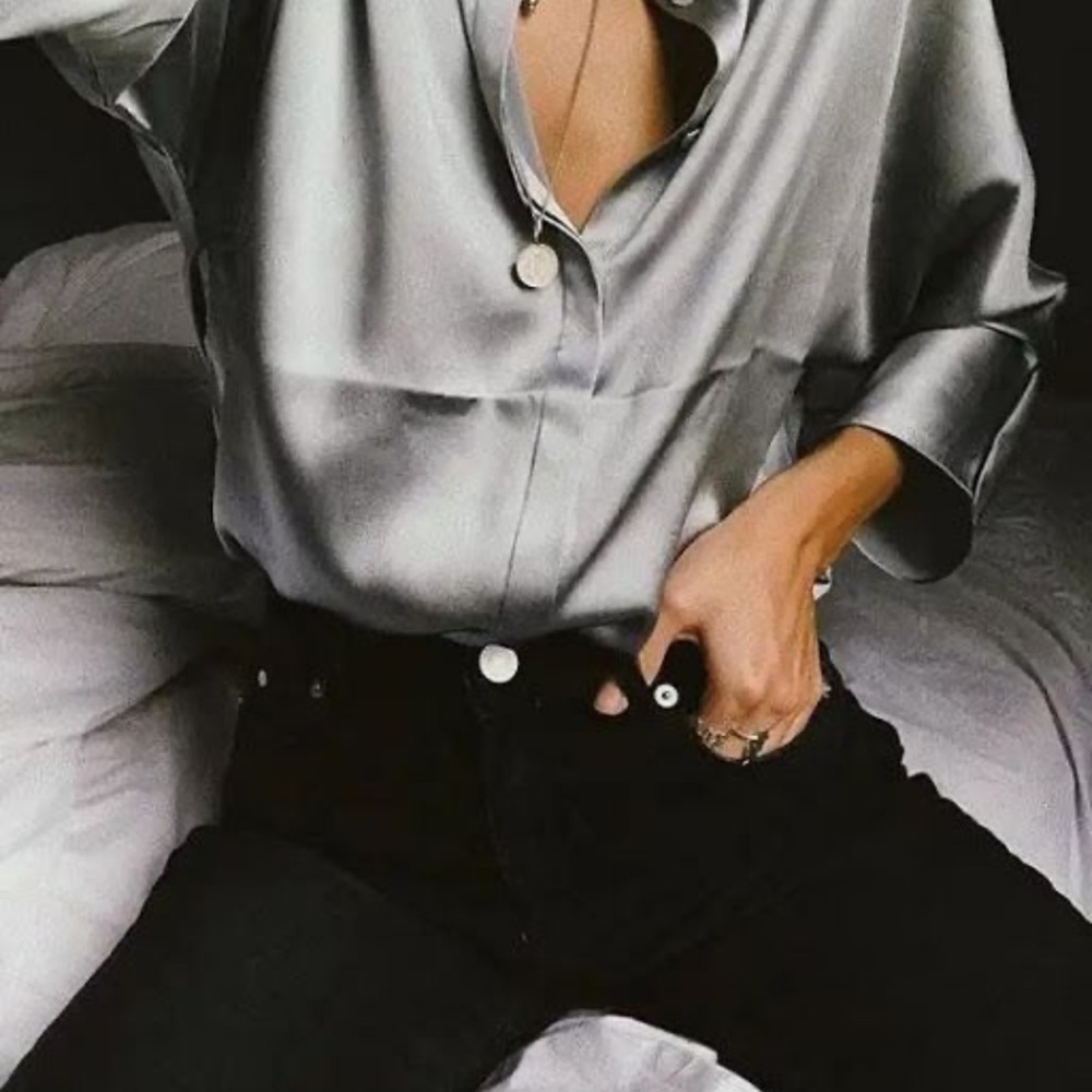GARNET SILK LONG SLEEVE BLOUSE 🔥